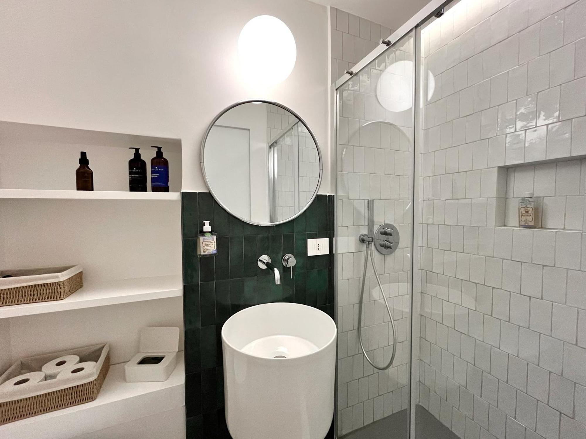 Nino6 - Micro Design Apartment Милано Екстериор снимка